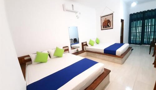 Deluxe Quadruple Room