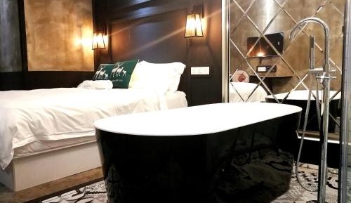 Luxury Deluxe Room