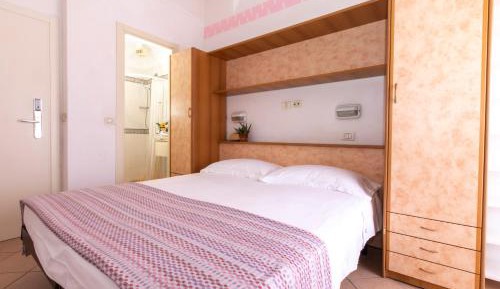Economy Double or Twin Room