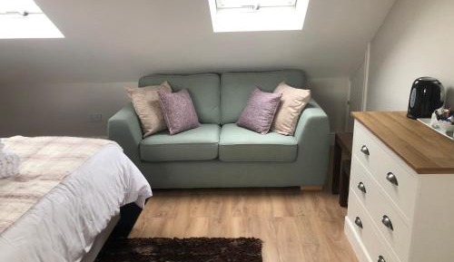 Superior King Suite