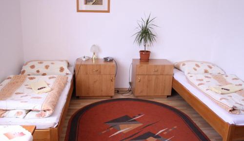 Triple Room with Private Bathroom