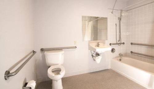 Queen Room - Disability Access