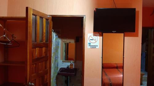 Twin Room with Bathroom