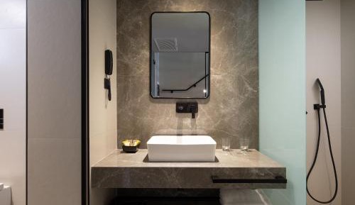 Loft Suite Sea Front  (2 Adults + 1 Child or 3 Adults + 1 Child)