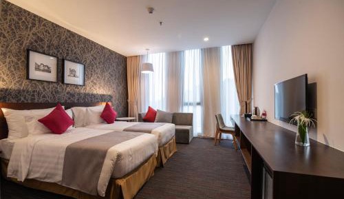Deluxe Room - East 