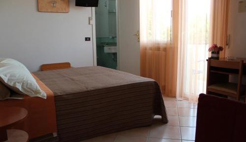 Triple Room with Terrace