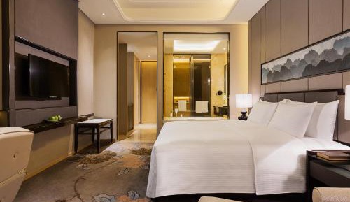 Executive Deluxe King Room