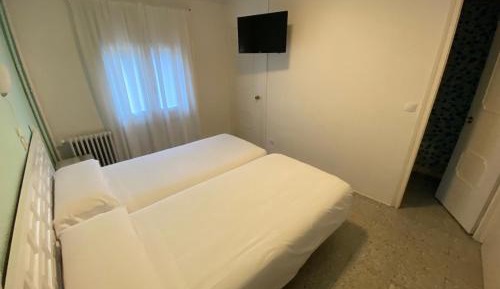 Classic Quadruple Room