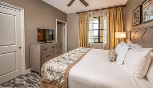 Three-Bedroom Standard Room