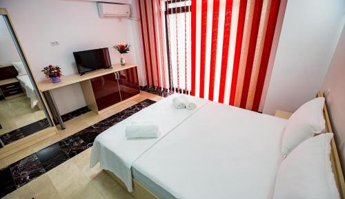 Deluxe Double Room with Shower