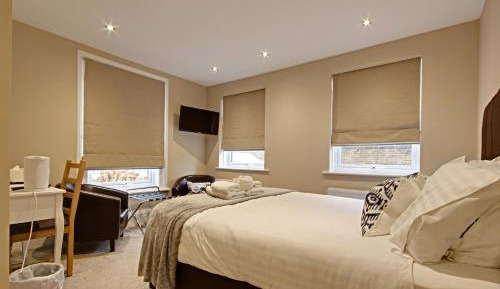 Deluxe Double Room with Shower