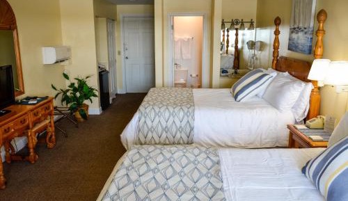 Queen Room with Sea View