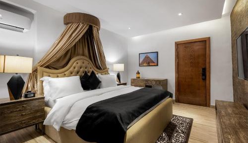Superior King Room