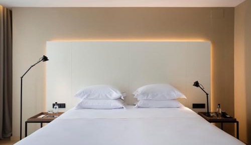 Luxury Suite