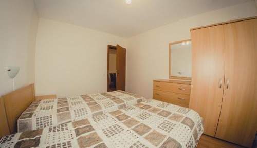 One-Bedroom Apartment with Sea View (2 Adults + 2 Children)
