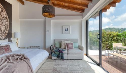 Superior King Suite