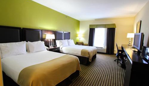 Standard Queen Room with Two Queen Beds