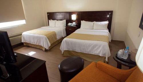 Double Room with Two Double Beds - Non-Smoking