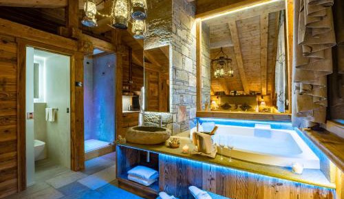 Suite Chalet with View