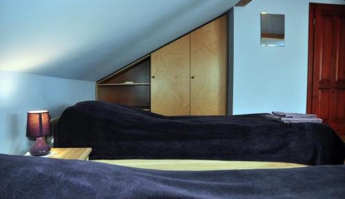 Standard Twin Room with Shared Bathroom