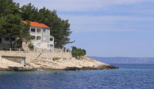 One-Bedroom Apartment with Terrace and Sea View (3 Adults)