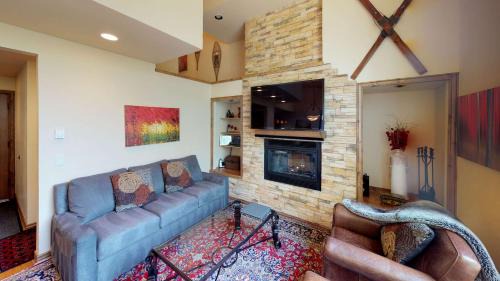 Platinum One-Bedroom Condo