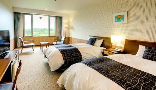 Twin Room with Bathroom - Non-Smoking