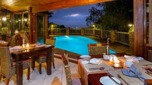 Honeymoon Suite