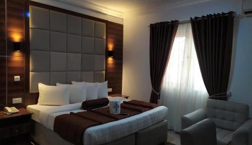 Superior King Room