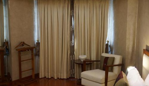 Executive Double Room with complimentary one way airport transfer, with 10% discount on food and soft beverages (Not on In room dining )