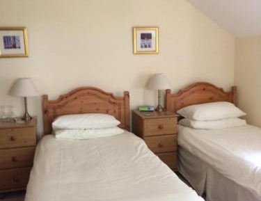 Standard Twin Room with Sofa