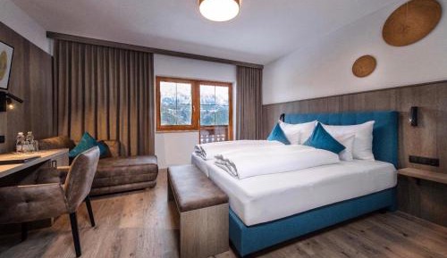 Deluxe Double Room with Balcony