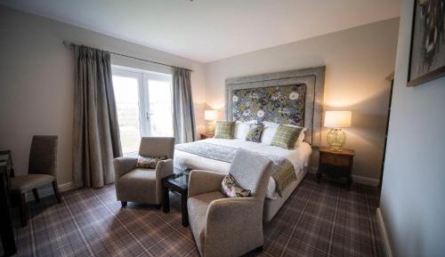 Feature Double Room with Glass Juliet Balcony