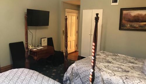Queen Room with Two Queen Beds