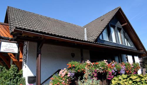 Two-Bedroom Holiday Flat with Balcony - 2 Baths