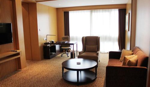 One Bedroom Suite City View 