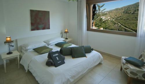 Double Room with Mountain View
