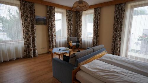 One-Bedroom Apartment with Balcony