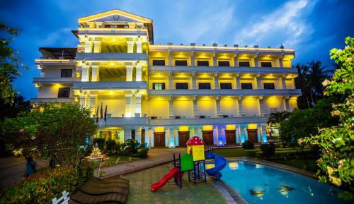 King Suite with Balcony