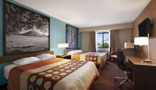 Queen Room with Two Queen Beds - Non-Smoking