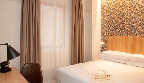 Double Interior Room