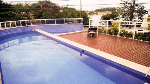 Apartment with Pool View 