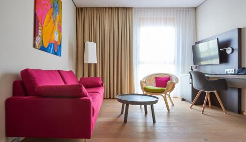 Suite for single or double use