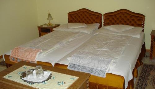 Triple Room with Lake View