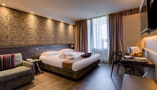 Executive King Room with Balcony