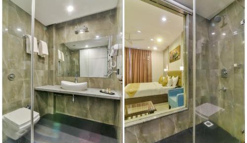 Superior Double Room with Balcony