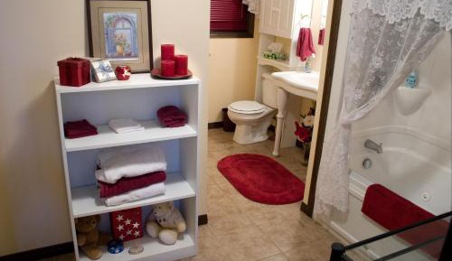 Queen Room with Spa Bath