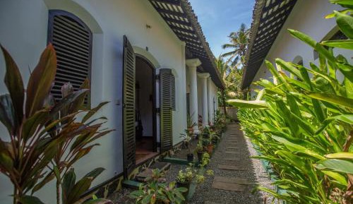 Classic Double Room with Garden View