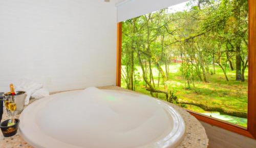 Prime Chalet with Spa Bath and Private Balcony