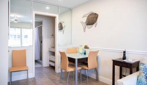 One-Bedroom Apartment Partial Ocean View with Terrace